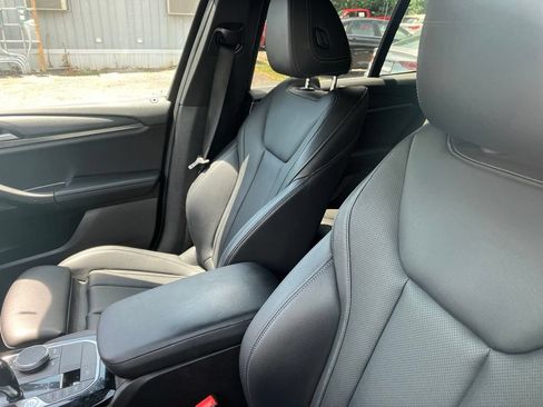 Used 2022 BMW X3 xDrive30i w/ Convenience Package AWD/4WD image 3