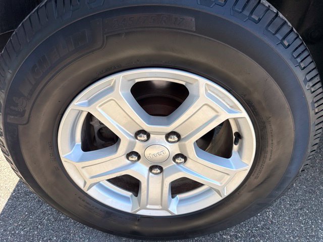 Used 2020 Jeep Wrangler Unlimited Sport S AWD/4WD image 14