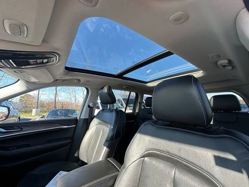 Used 2022 Jeep Grand Cherokee Limited 4xe image 25