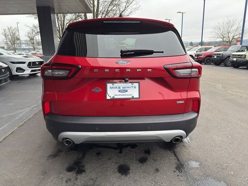 New 2025 Ford Escape PHEV image 5