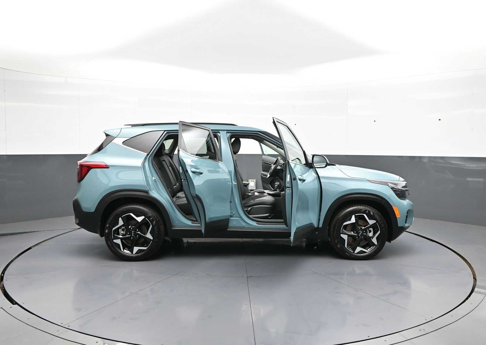 Certified 2025 Kia Seltos EX w/ EX Sunroof Package AWD/4WD image 43