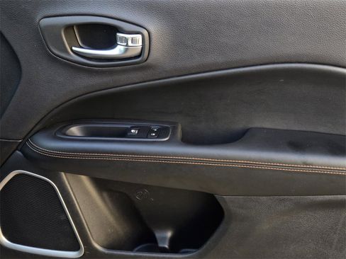 Used 2018 Jeep Compass Limited w/ Safe & Security Group image 8