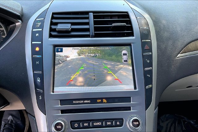 Used 2018 Lincoln MKZ Reserve w/ Technology Package FWD image 22
