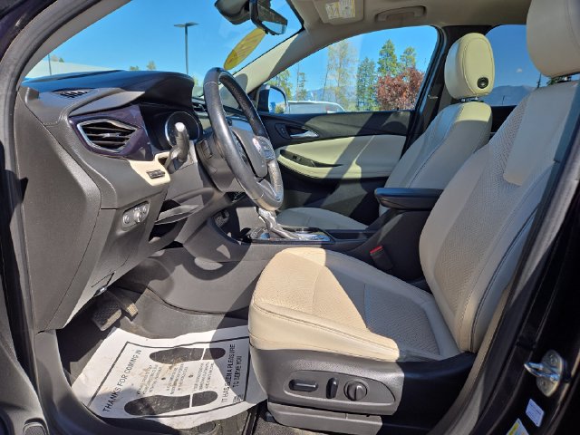 Used 2021 Buick Encore GX Essence w/ Advanced Technology Package AWD/4WD image 3