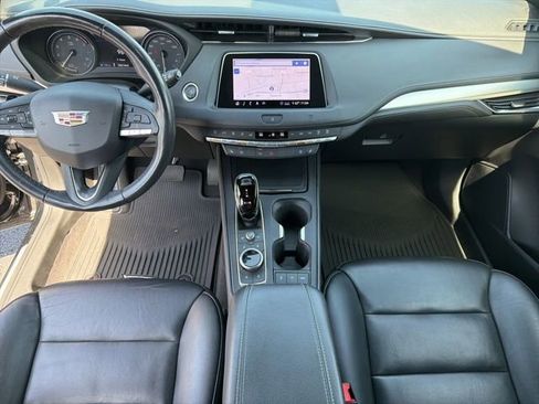 Used 2020 Cadillac XT4 Premium Luxury image 27