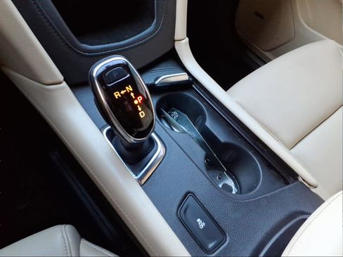 Used 2017 Cadillac XT5 FWD image 20