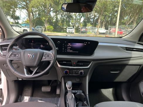 Used 2025 Buick Encore GX Preferred image 27