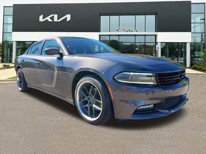 Used 2016 Dodge Charger SXT