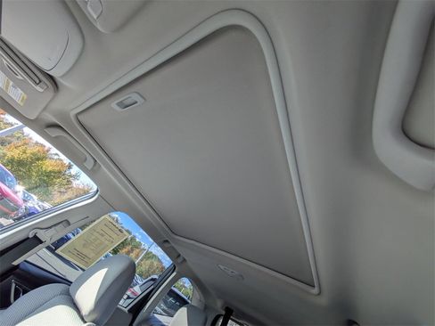 Certified 2022 Subaru Forester Premium w/ Popular Package #3 image 19