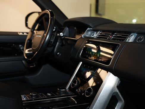 Used 2021 Land Rover Range Rover Westminster Edition image 18