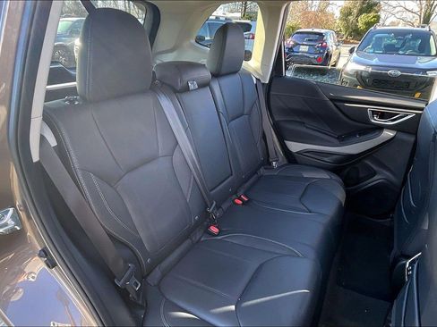 Certified 2024 Subaru Forester Limited image 18