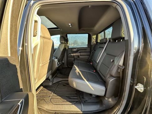 Used 2020 GMC Sierra 2500 Denali w/ Denali Ultimate Package image 12