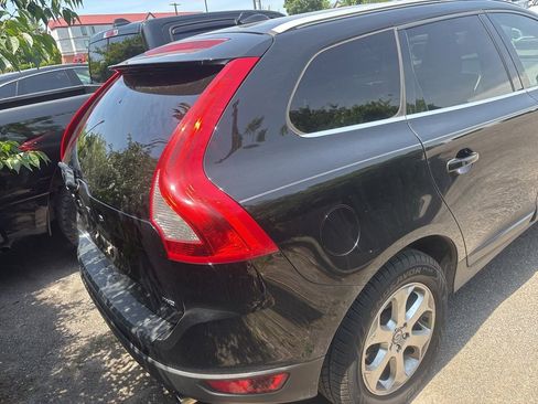 Used 2013 Volvo XC60 3.2 AWD/4WD image 4