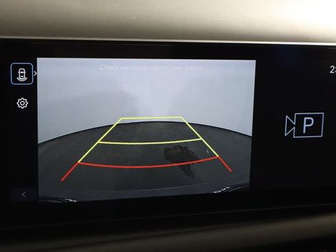 Used 2025 Hyundai Tucson SE FWD image 31