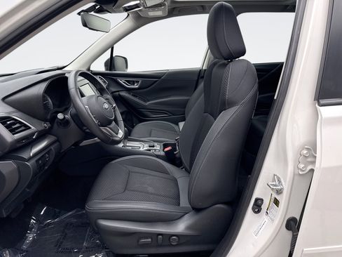 Used 2023 Subaru Forester Premium AWD/4WD image 11