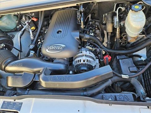 Used 2005 HUMMER H2 w/ Preferred Equipment Group image 19