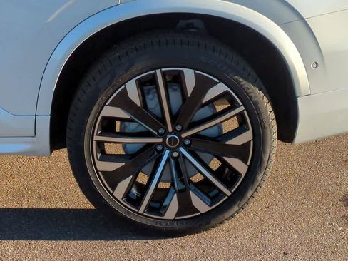New 2026 Volvo XC90 B6 Ultra w/ Protection Package Premier AWD/4WD image 12