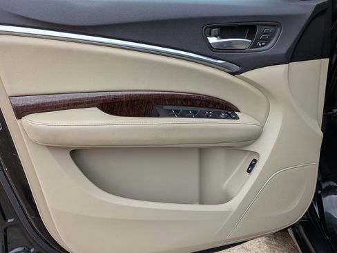 Used 2017 Acura MDX SH-AWD w/ Technology Package image 12