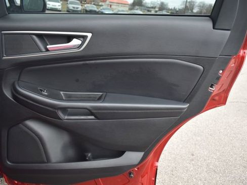 Used 2024 Ford Edge SEL w/ Convenience Package image 43