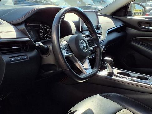 Used 2022 Nissan Altima 2.5 SR image 26
