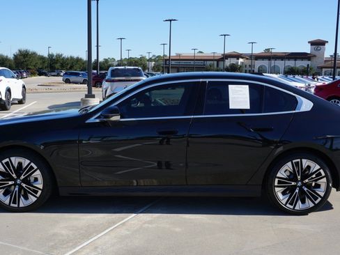 Used 2024 BMW 530i 530i w/ Convenience Package image 5