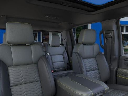 New 2026 Chevrolet Silverado 2500 ZR2 image 24