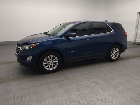 Used 2020 Chevrolet Equinox LT FWD image 2