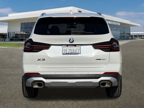 Used 2023 BMW X3 sDrive30i w/ Premium Package image 9
