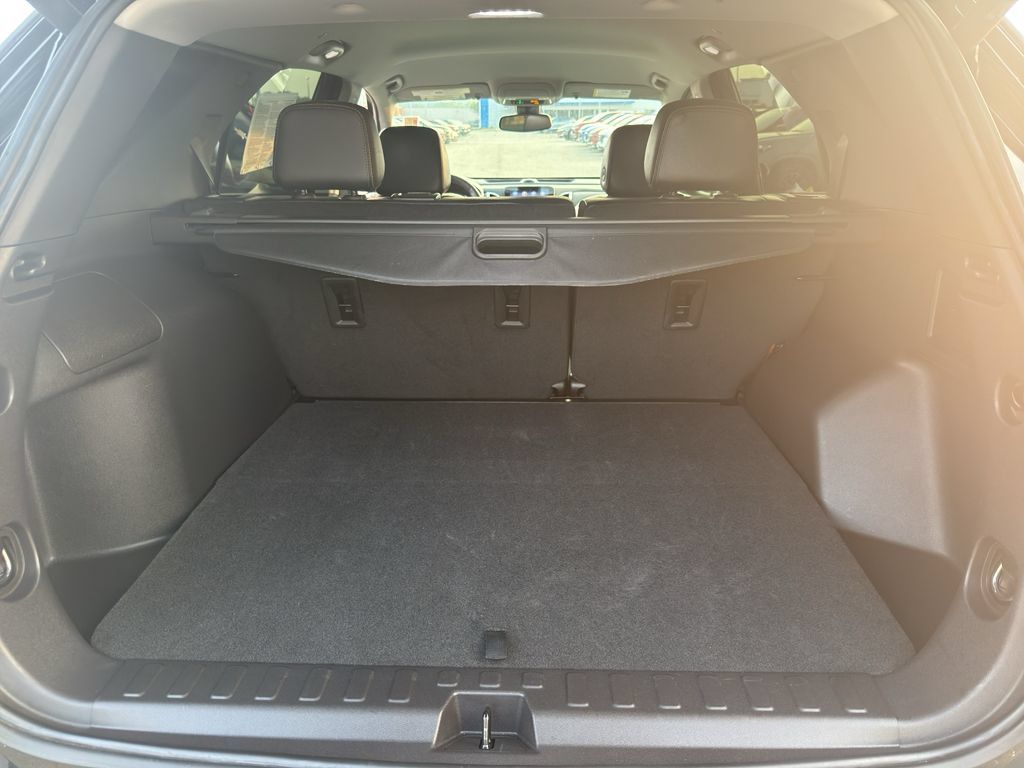 Certified 2024 Chevrolet Equinox Premier AWD/4WD image 35