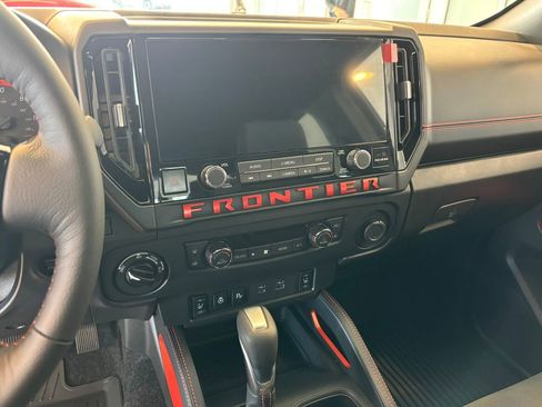 New 2026 Nissan Frontier PRO-4X w/ Pro-4x Convenience Package AWD/4WD image 17