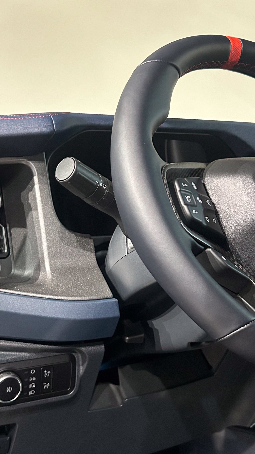 New 2026 Ford Bronco Raptor w/ Interior Carbon Fiber Pack AWD/4WD image 47