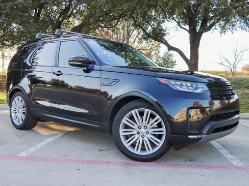 Used 2017 Land Rover Discovery First Edition image 1