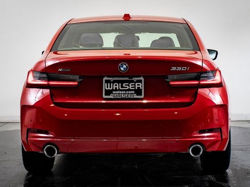 Certified 2024 BMW 330i xDrive Sedan image 10