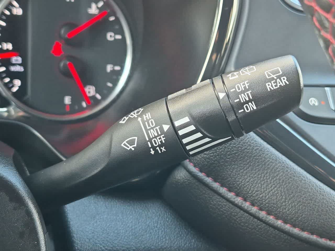 Used 2022 Chevrolet Blazer RS AWD/4WD image 24