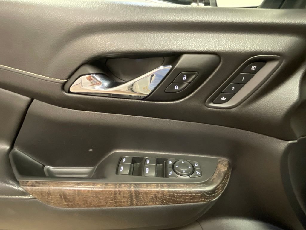 Used 2023 GMC Acadia Denali FWD image 15