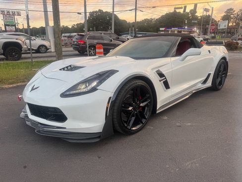 Used 2019 Chevrolet Corvette Grand Sport w/ Carbon Flash Badge Package image 1