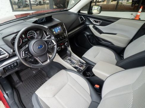 Used 2021 Subaru Forester Premium w/ Popular Package #1 AWD/4WD image 9