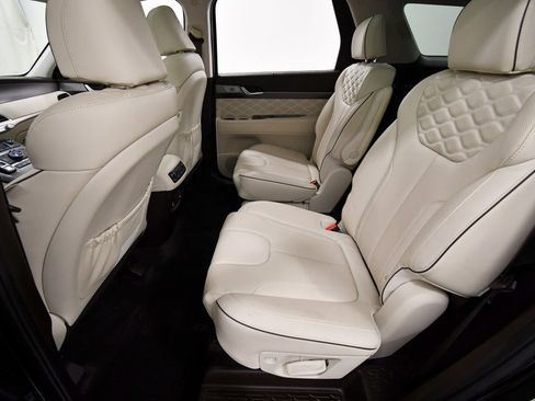 Used 2021 Hyundai Palisade Calligraphy image 14