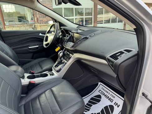 Used 2013 Ford Escape SEL w/ Class II Trailer Tow Pkg image 33