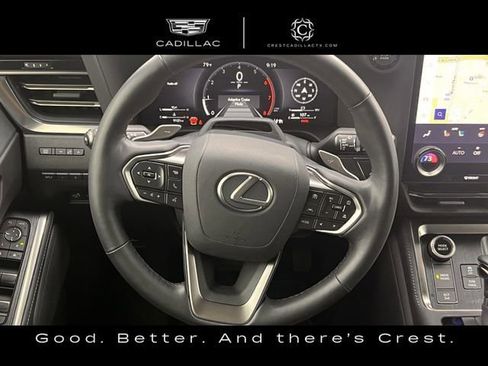 Used 2025 Lexus GX 550 w/ Accessory Package (2T) AWD/4WD image 12