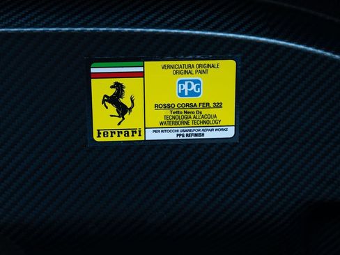 Used 2024 Ferrari SF90 Spider image 15