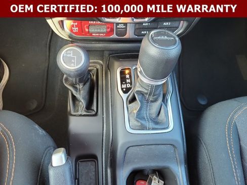 Certified 2024 Jeep Gladiator Mojave w/ Convenience Group AWD/4WD image 34