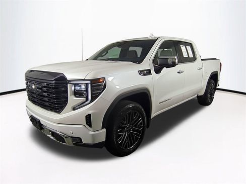 Used 2022 GMC Sierra 1500 Denali Ultimate image 9
