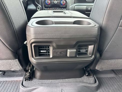 Used 2021 Chevrolet Silverado 1500 LT Trail Boss w/ Convenience Package II AWD/4WD image 16