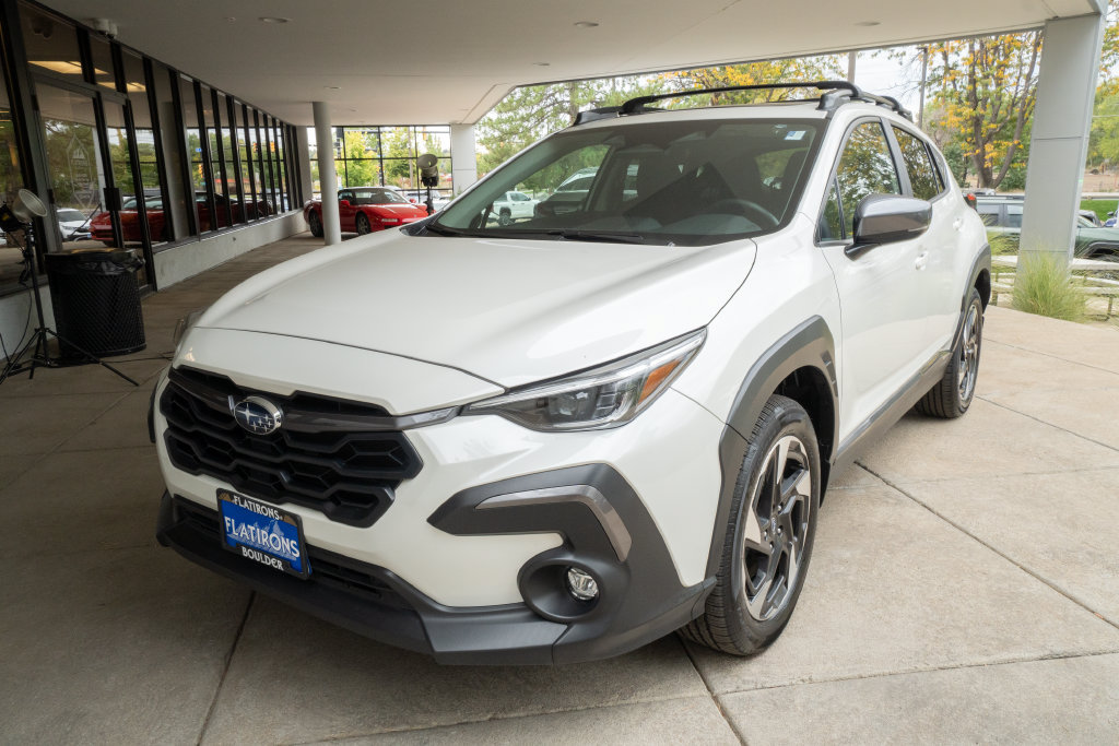 Used 2025 Subaru Crosstrek 2.5i Limited w/ Popular Package #4A AWD/4WD image 3