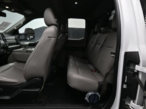 Used 2017 Ford F350 XL w/ Power Equipment Group AWD/4WD image 24