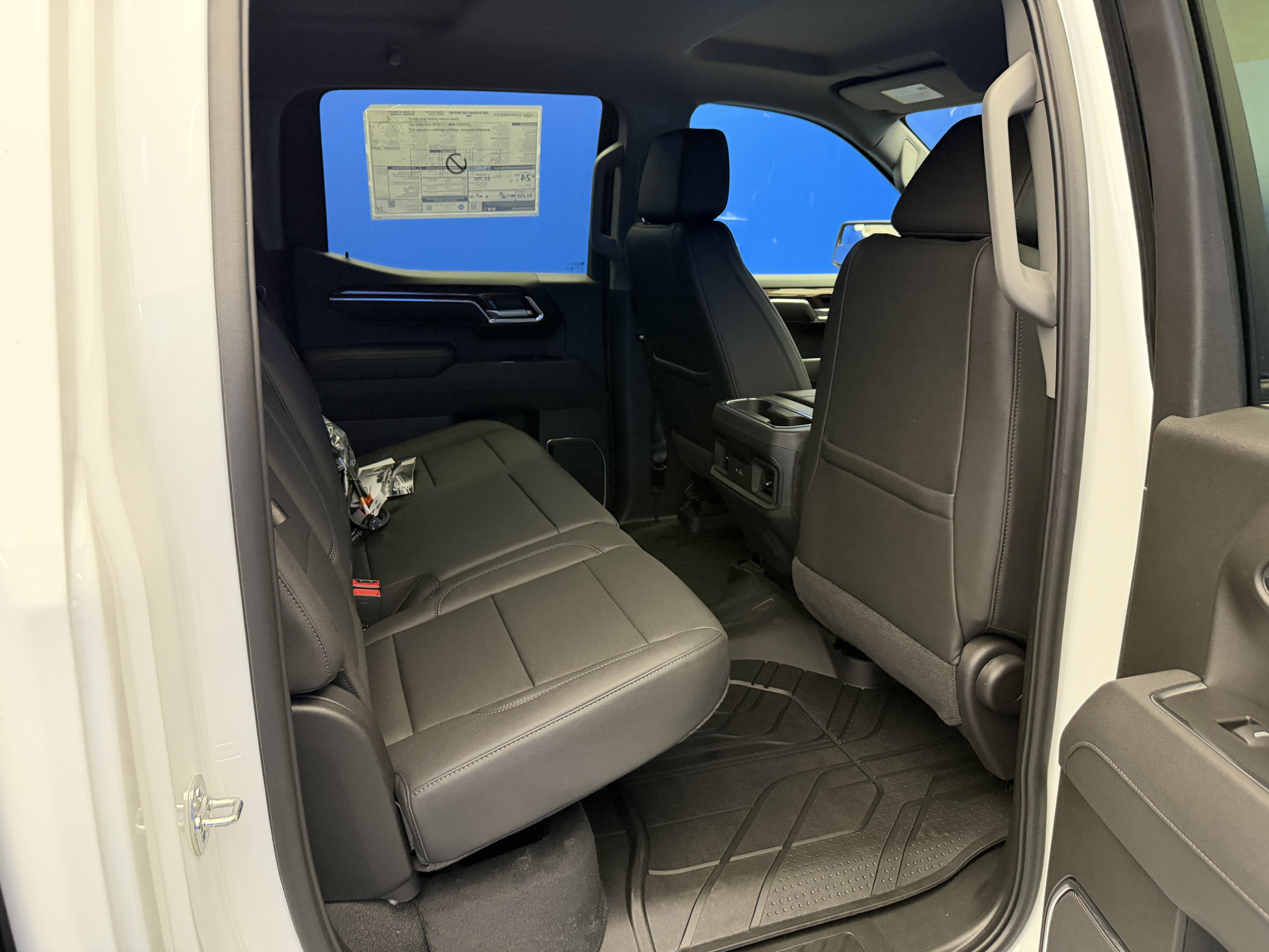 New 2026 Chevrolet Silverado 1500 RST w/ Convenience Package II AWD/4WD image 28