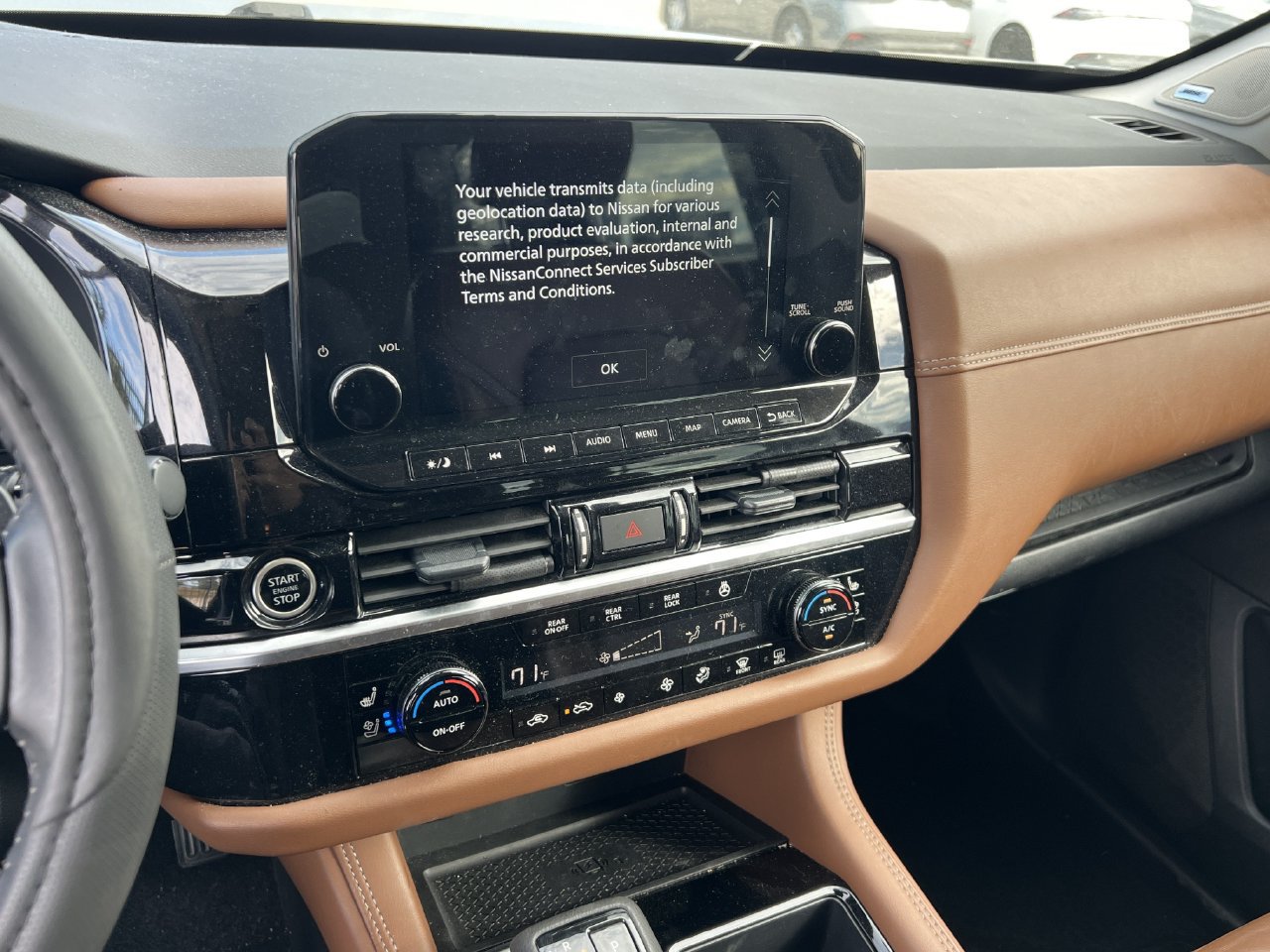 Used 2024 Nissan Pathfinder Platinum FWD image 8
