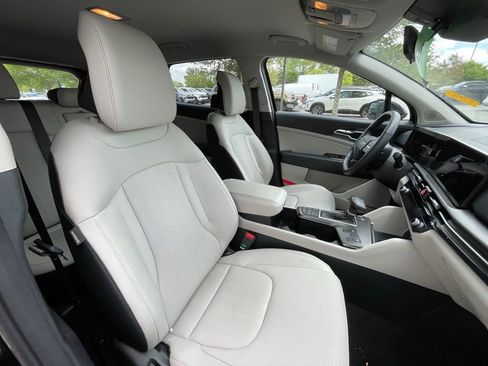Used 2026 Kia Sportage EX image 32