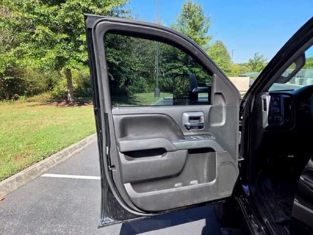 Used 2015 Chevrolet Silverado 2500 LT AWD/4WD image 12